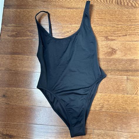 skims scoop neck one piece review